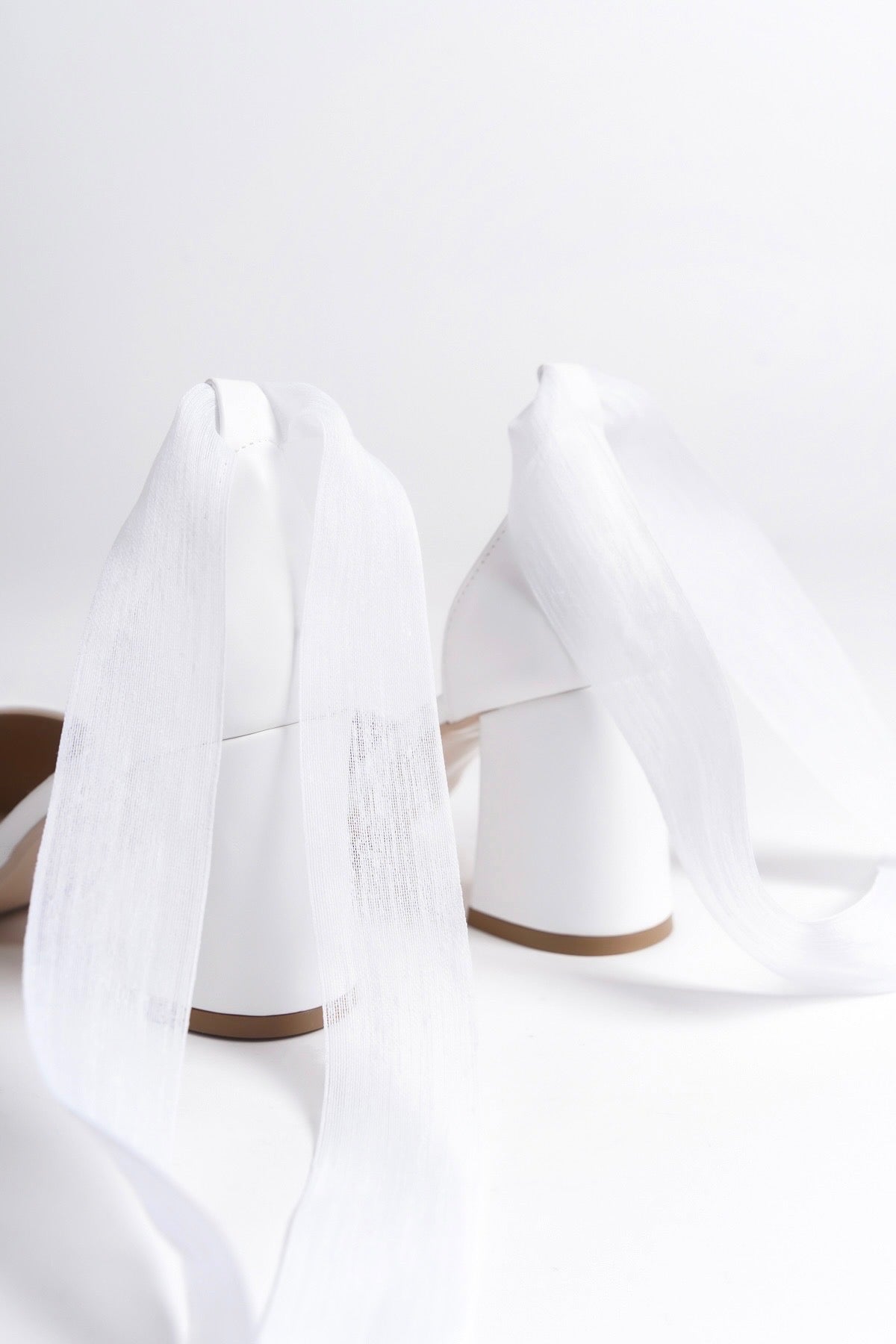 Ophelia | White High Heels with Tulle Ribbon