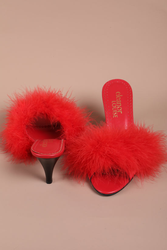 Red Feathers Mule