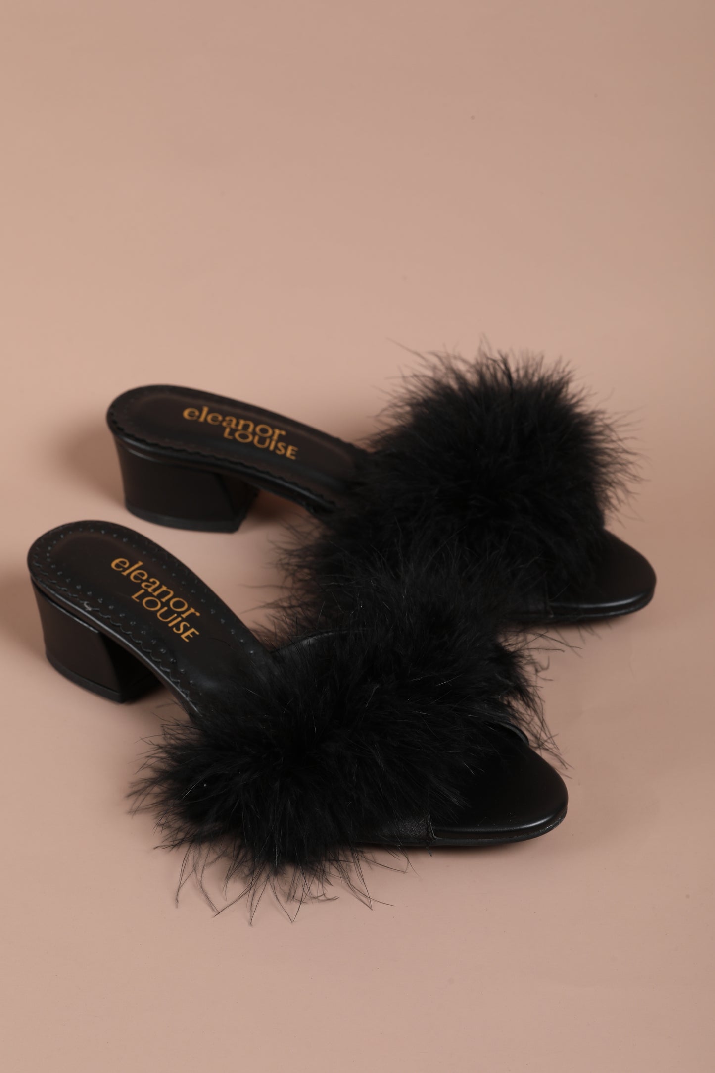 Black Low Feathers Mule