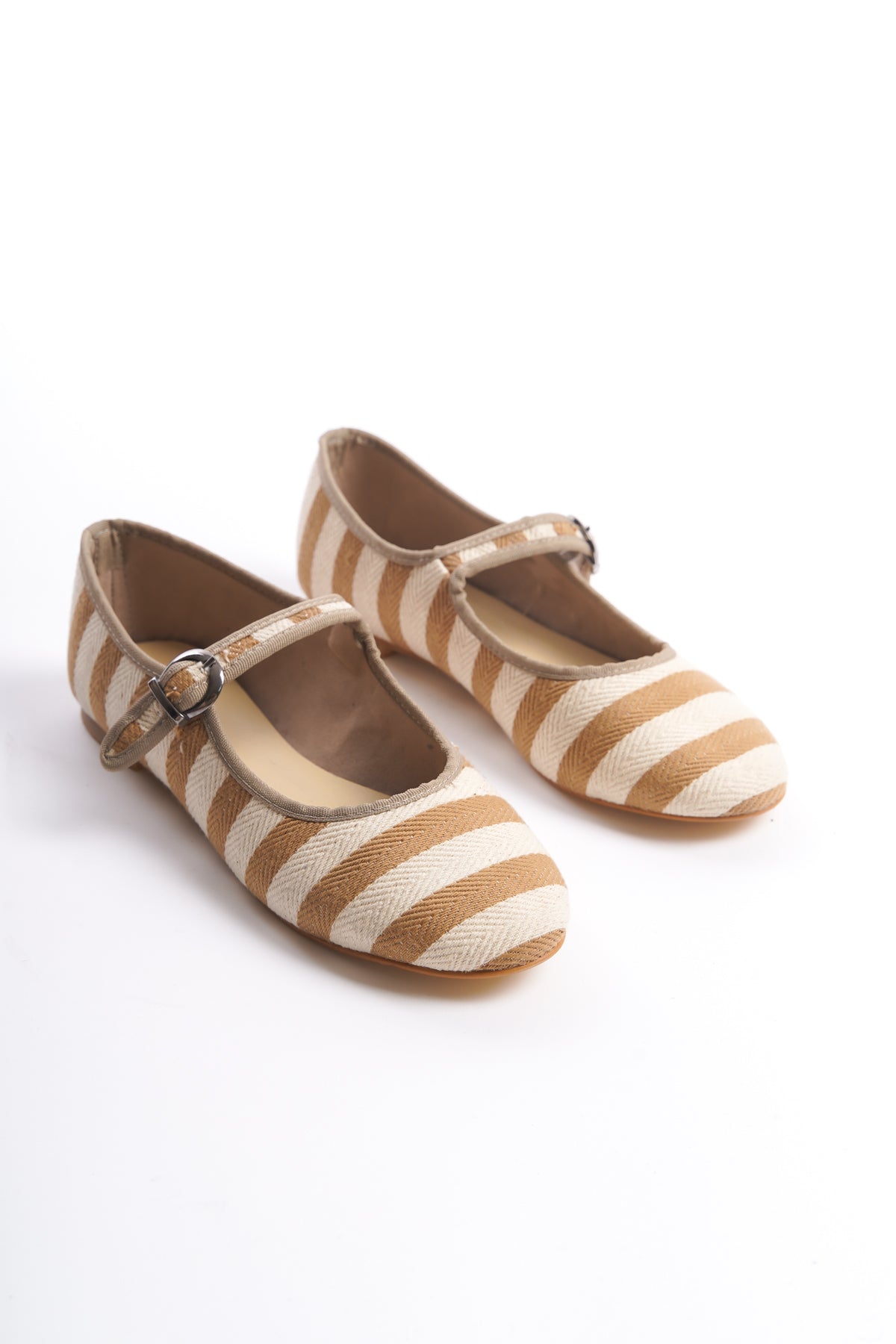 Nao | Beige Mary Janes