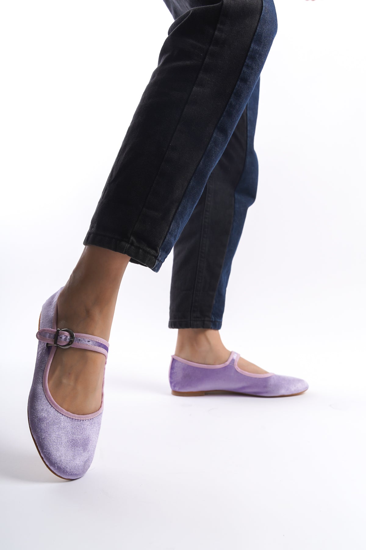 Lieu | Wisteria Velvet Mary Janes