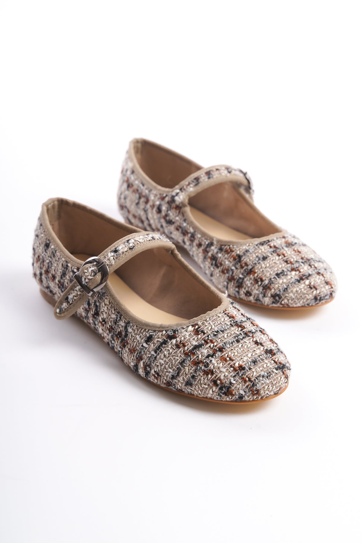 Kira | Beige Mary Janes