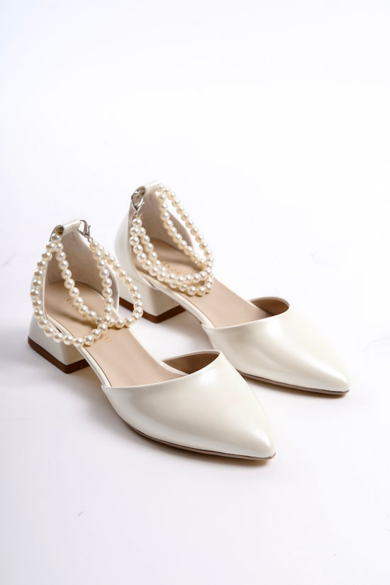 Freya | Ivory Low Heels with Pearls