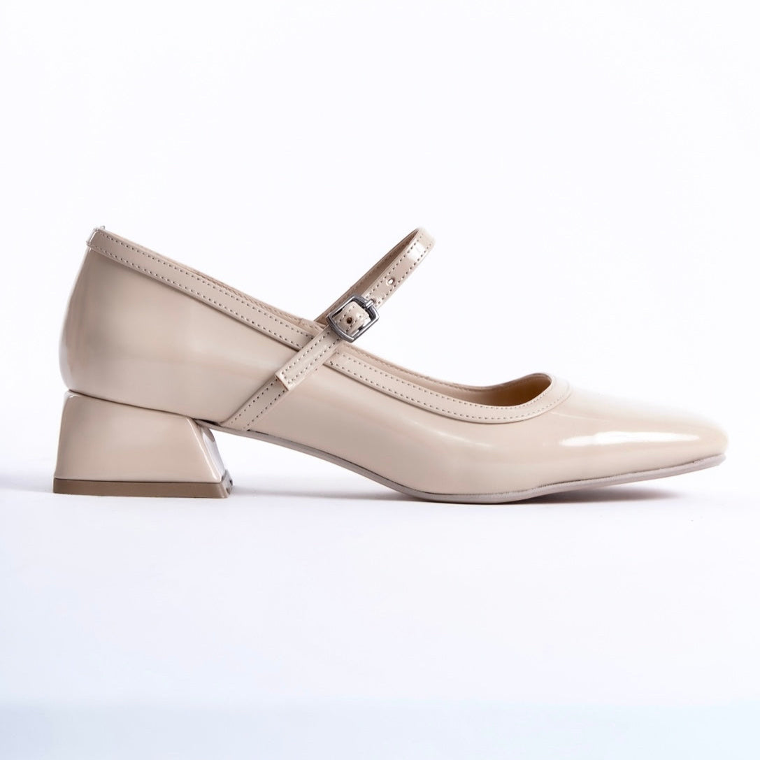 Lirael | Beige Patent Mary Janes