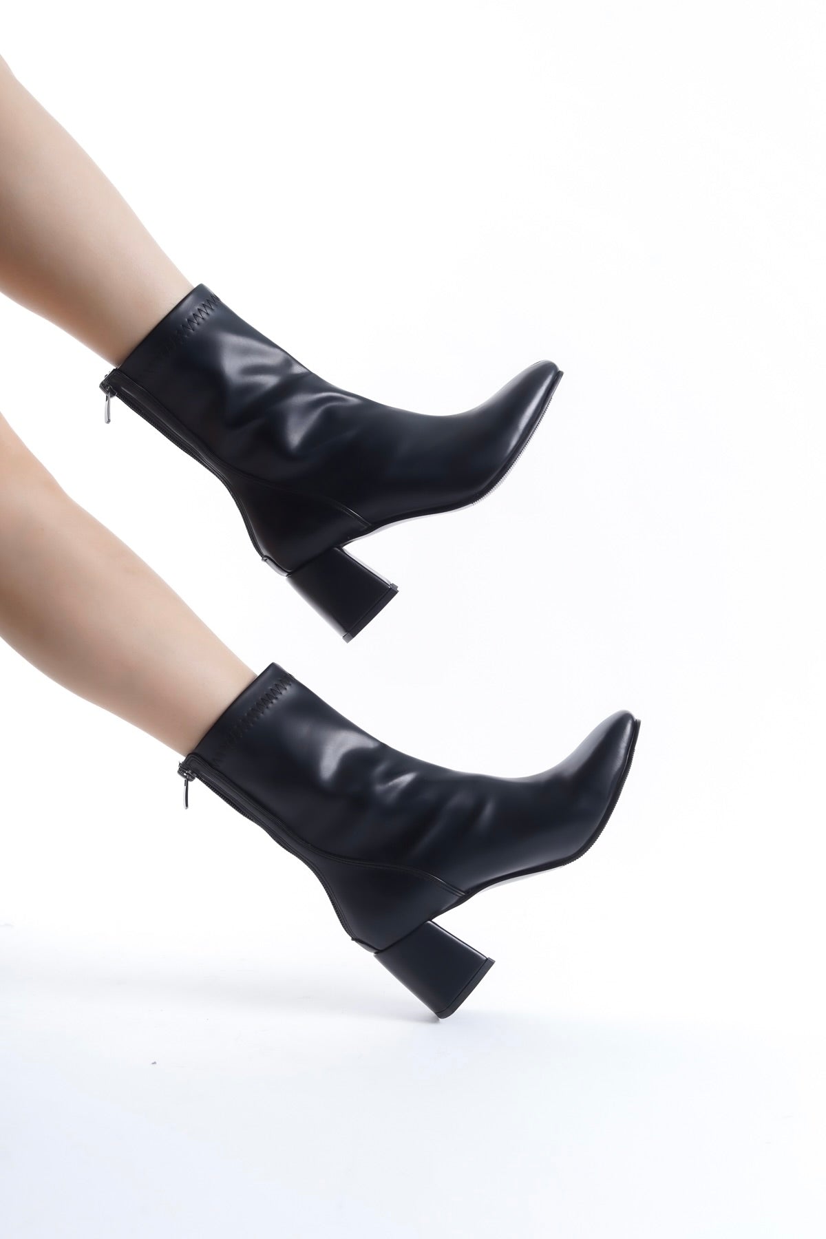 Black Leather Heeled Ankle Strech Boots