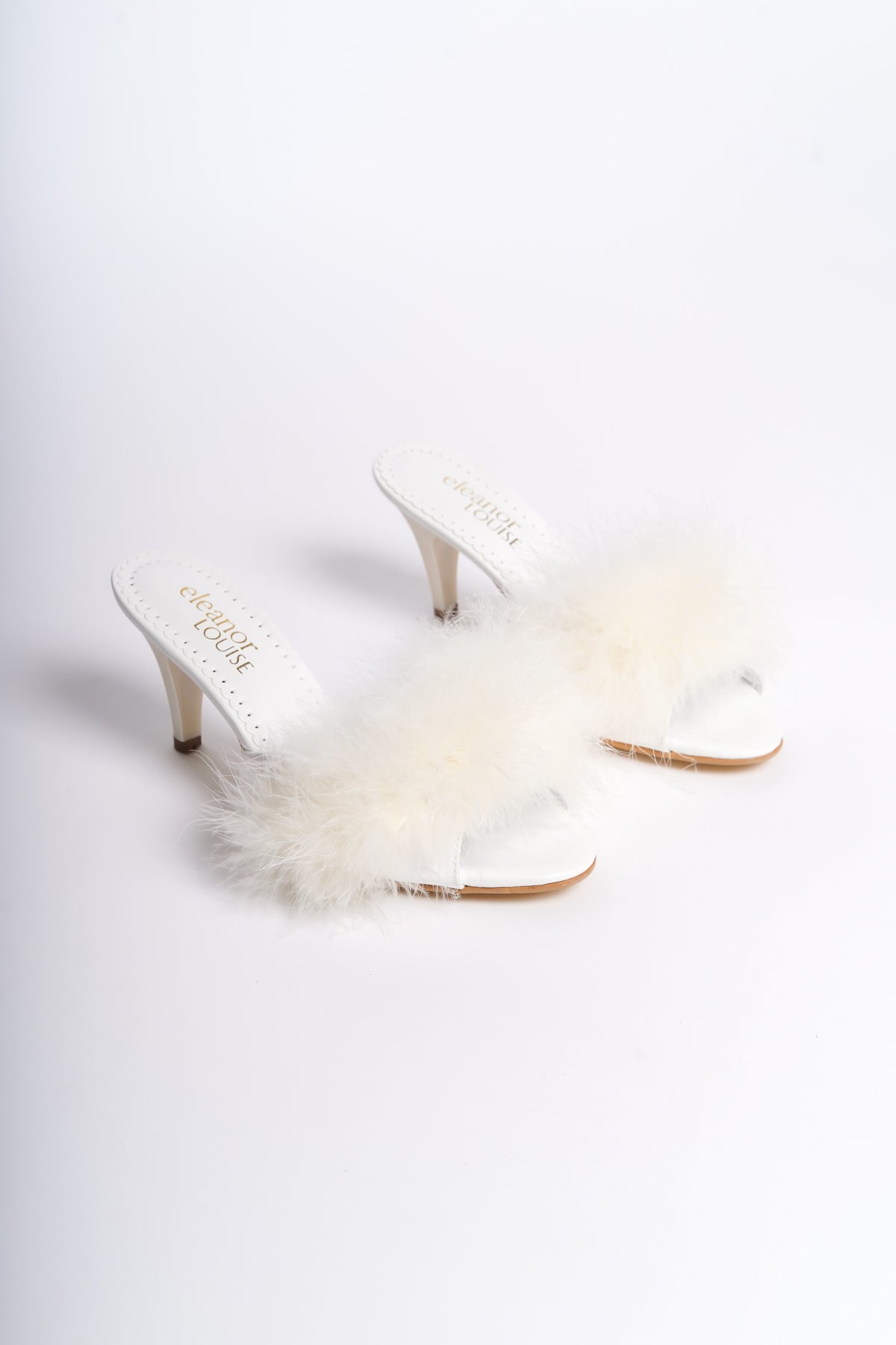 Giselle | White Feathers Mule