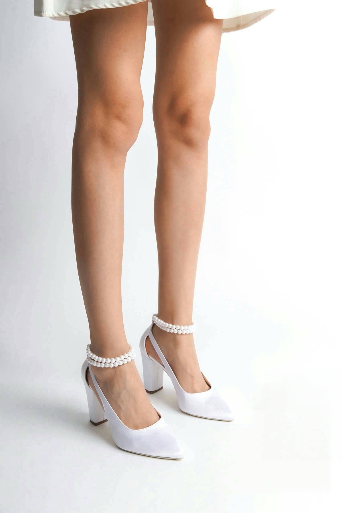 Holly | White Satin High Heels with Pearls
