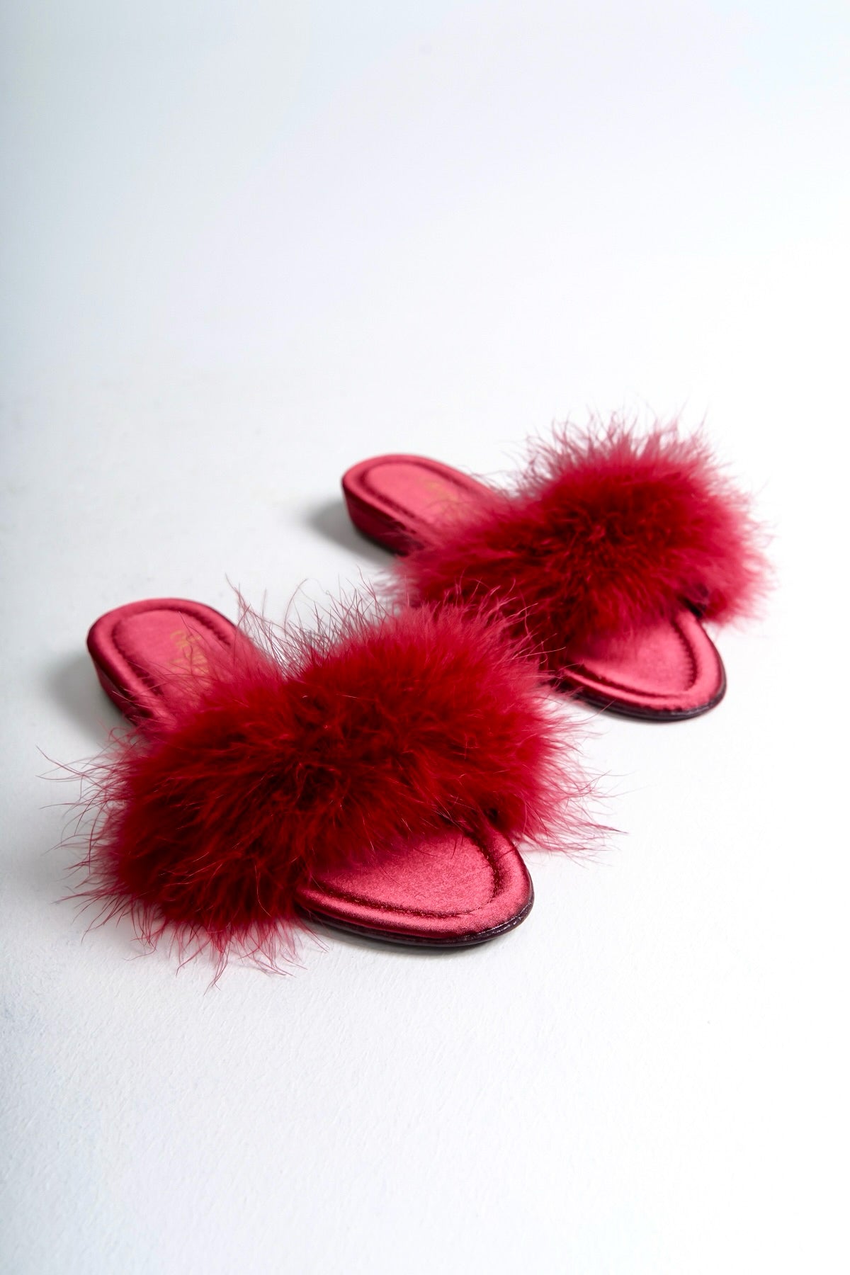 Bianca | Burgundy Feather Mule