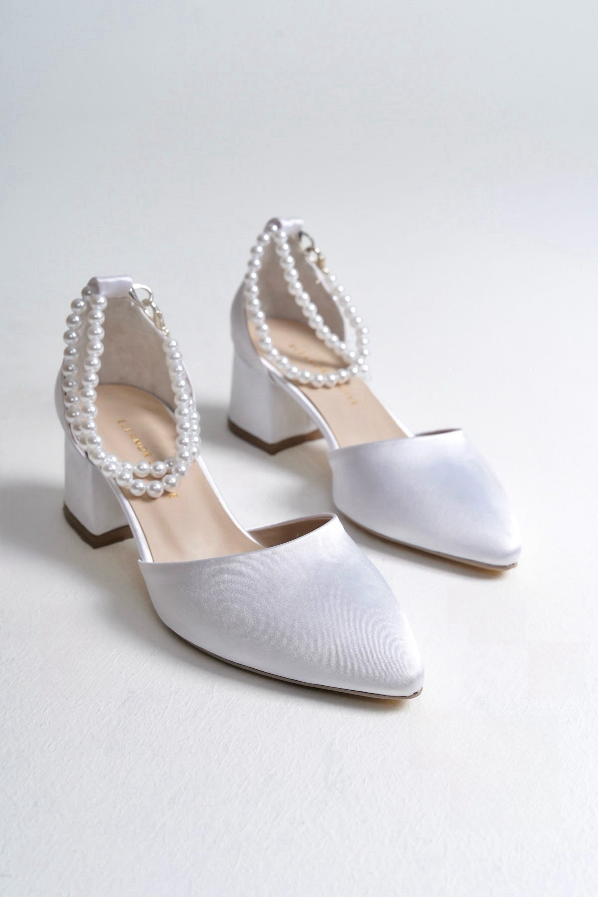 Eowyn | White Satin Low Heels with Pearls