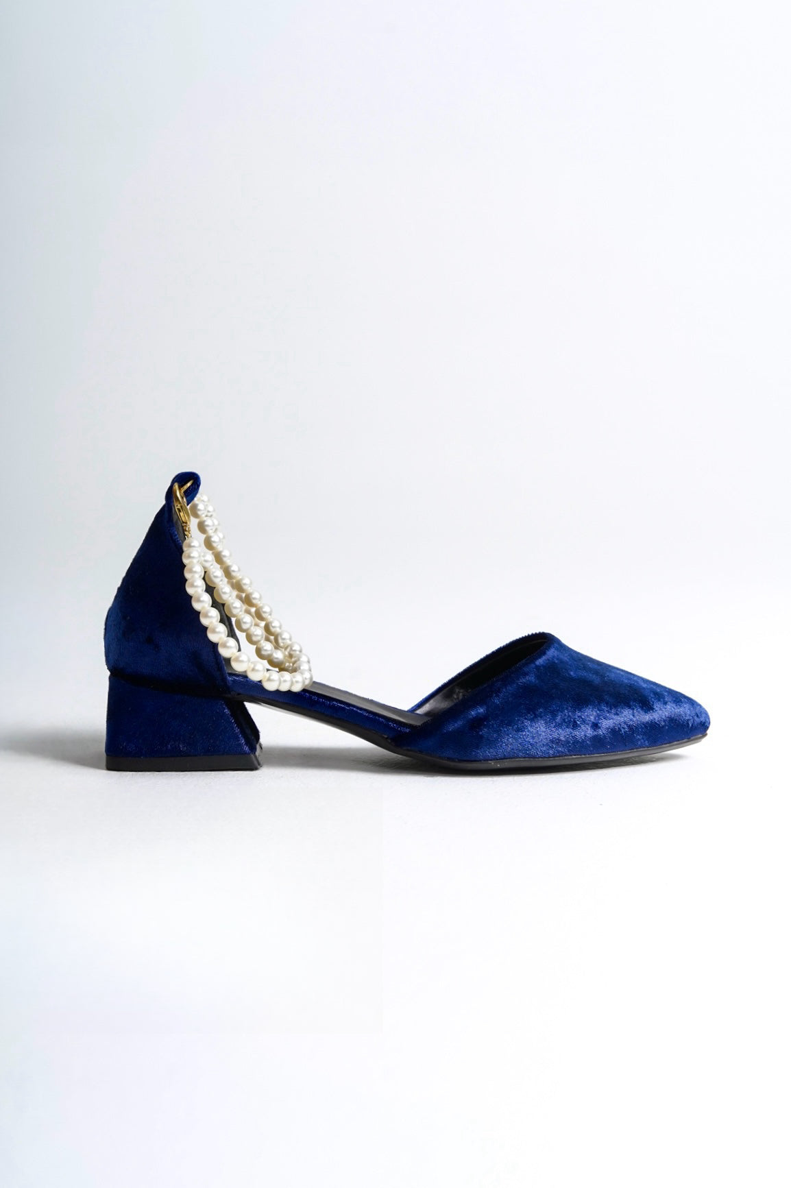 Helle | Navy Velvet Low Heels with Pearls