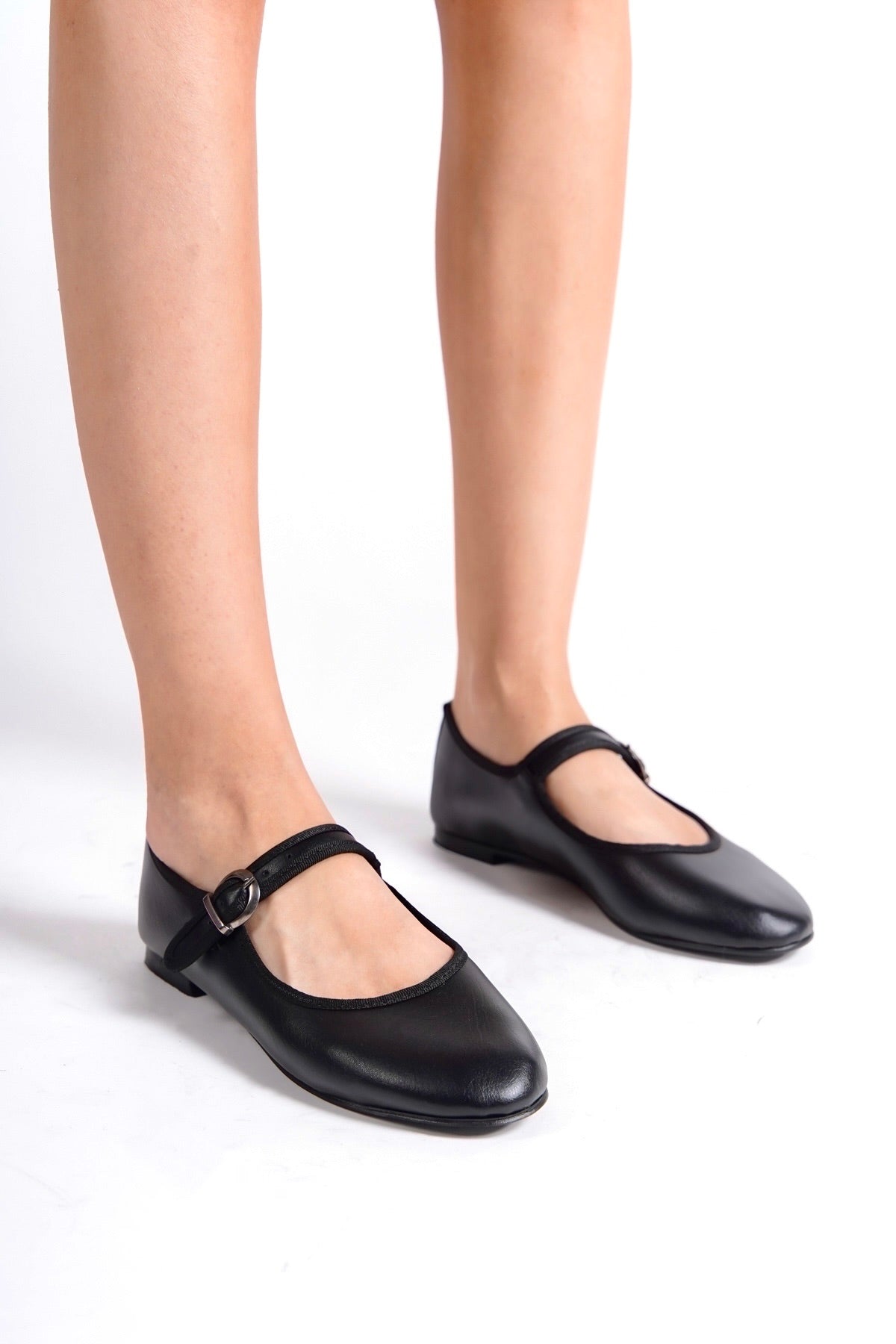 Yolande | Black Mary Janes