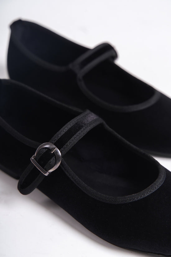 Eleonora | Black Velvet Mary Janes