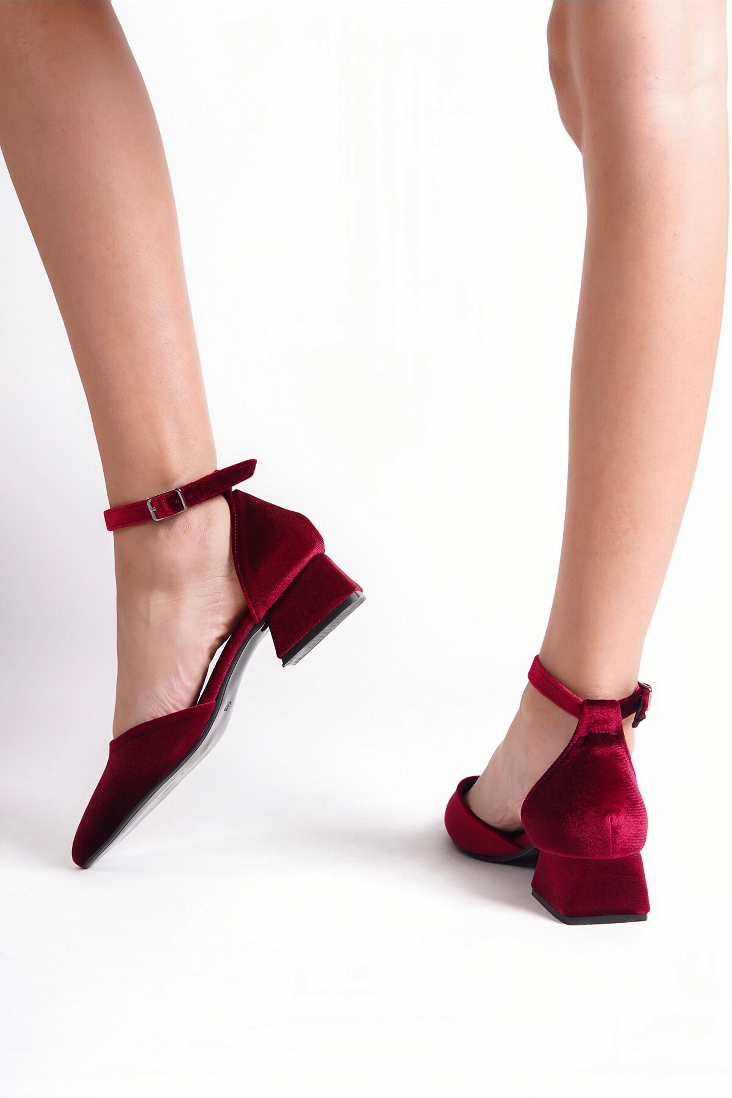 Quinta | Burgundy Velvet Low Heels