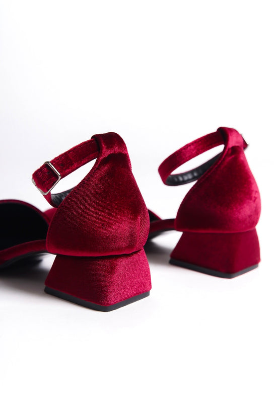 Quinta | Burgundy Velvet Low Heels