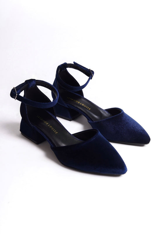 Helle | Navy Velvet Low Heels