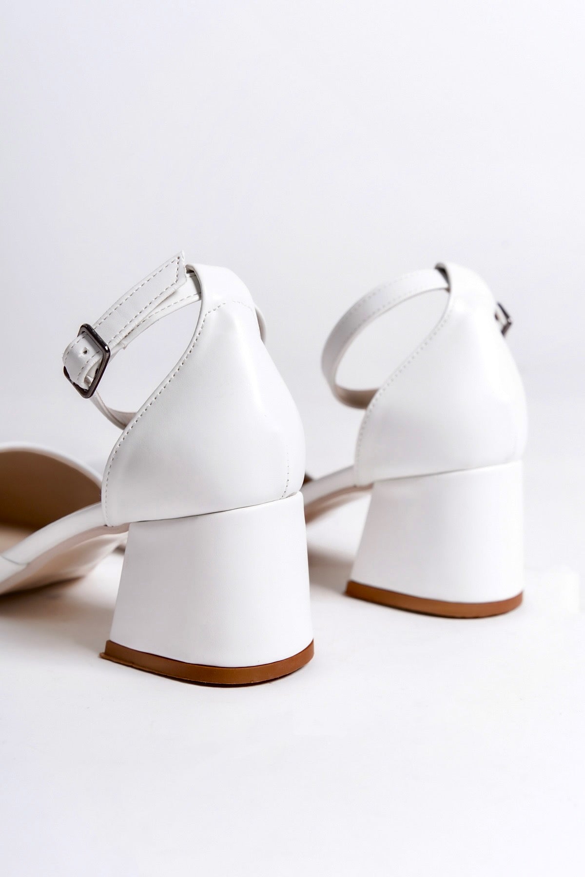 Harmony | White Mid Heels