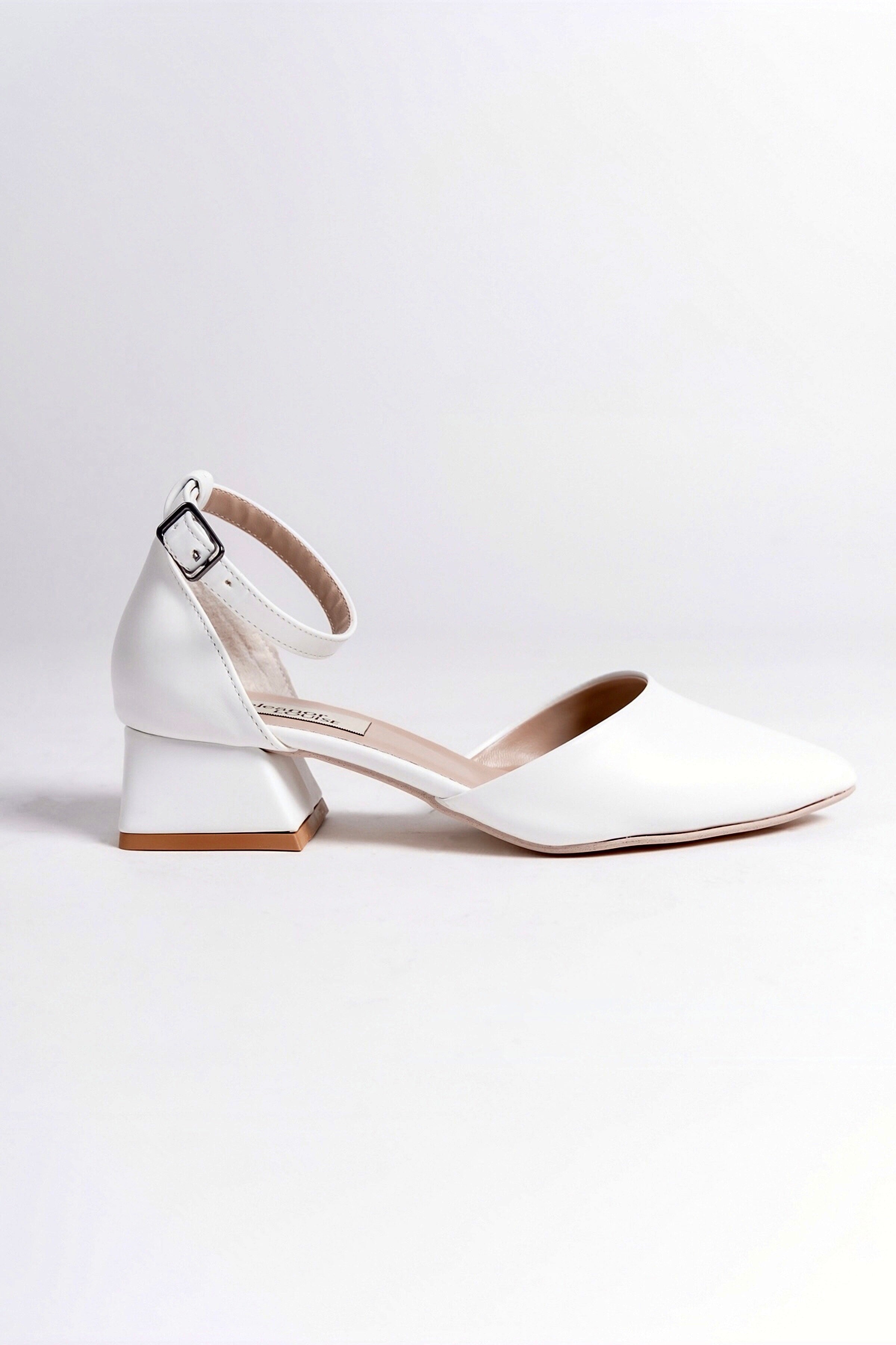 Luna | White Low Heels