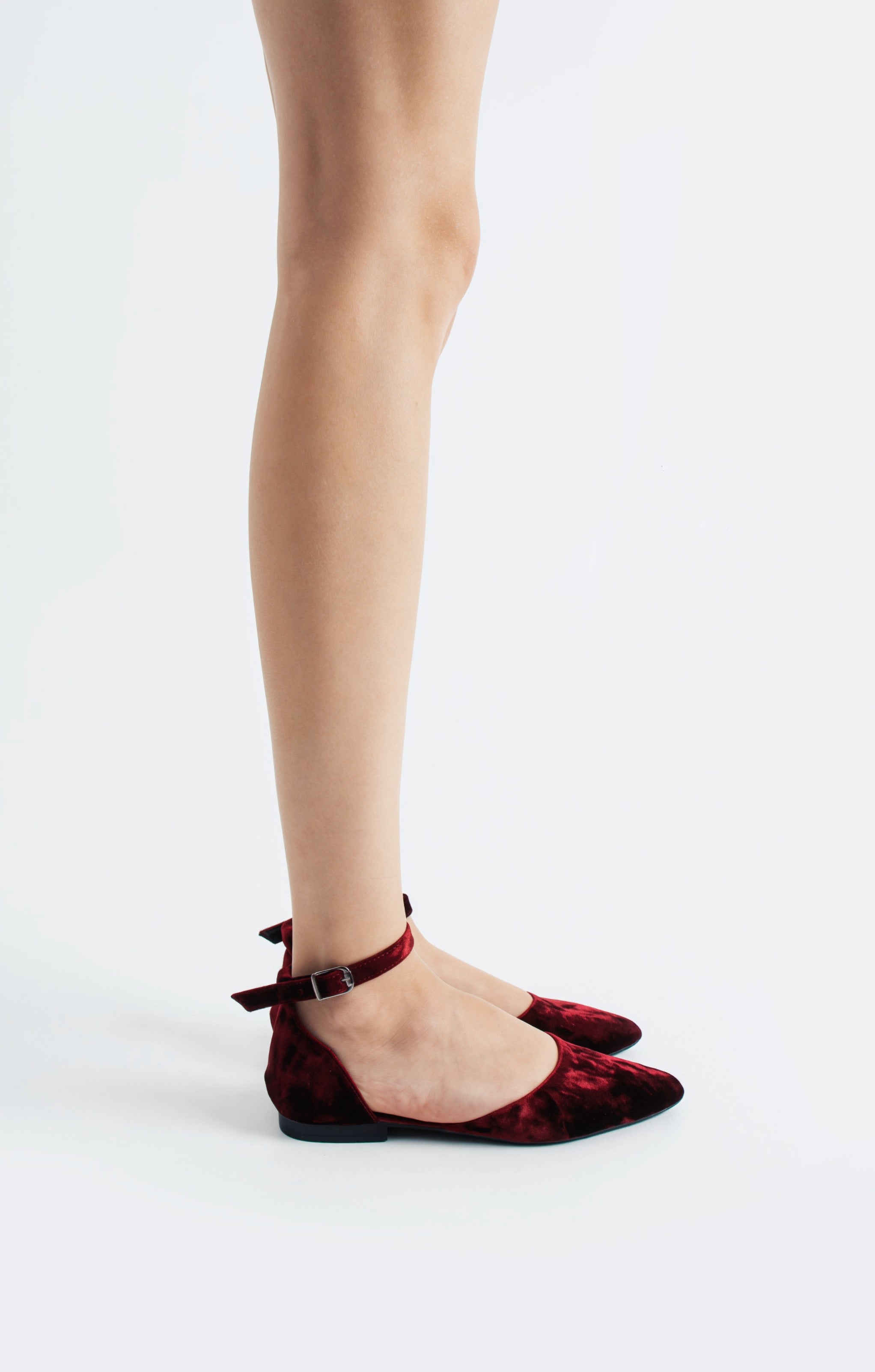 Luz | Burgundy Velvet Flats